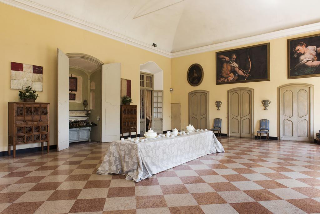 Castello Di Rocca Grimalda Vendégház Kültér fotó